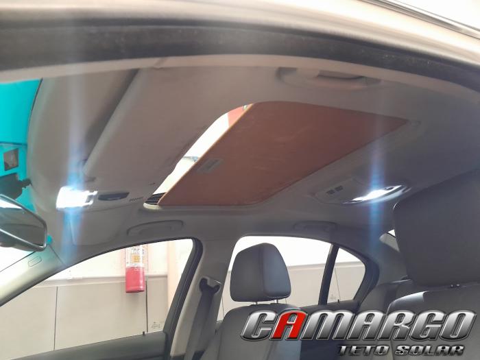 Troca da forração superior interna - BMW 325i 2008